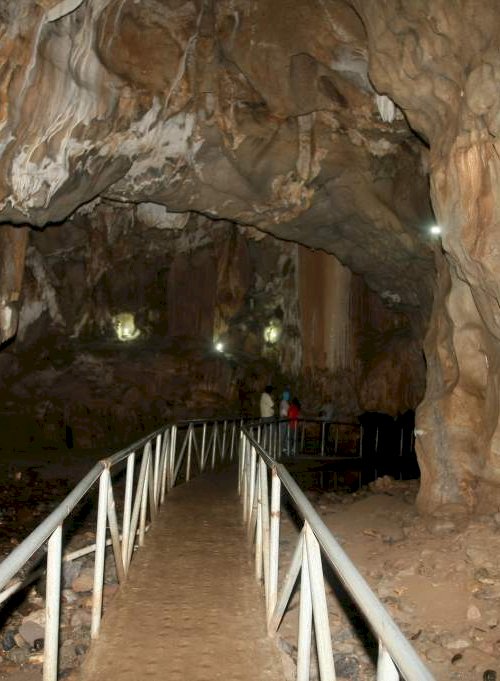 cuevas 2
